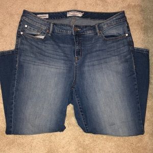 Torrid Girlfriend jeans